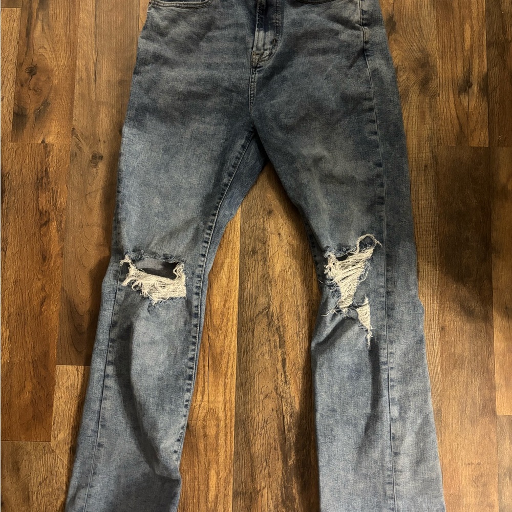 Forever 21 Premium Blue Straight Leg Jeans - Size 28